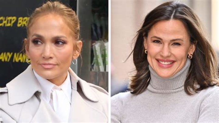 Who is richer Alex Rodriguez or Jennifer Lopez?